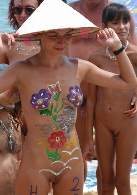 Beauty contest among the Mature women nudists