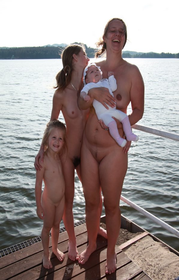 Family nudism on the lake