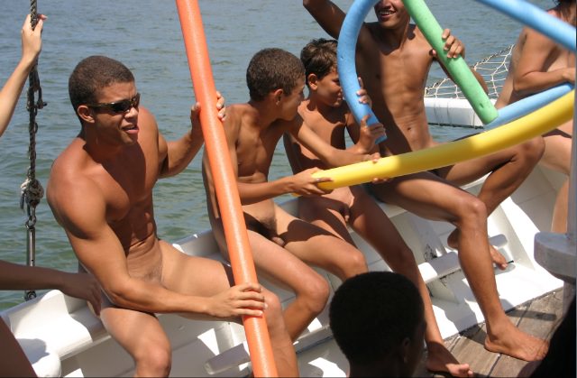 A photo series about a nudism in Brazil