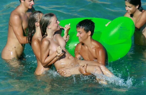 Students - a photo nudism